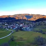 Pr' Hribar *