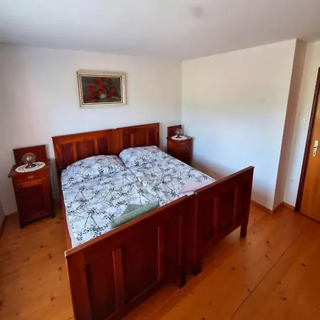Pr' Hribar * Zgornje Gorje
