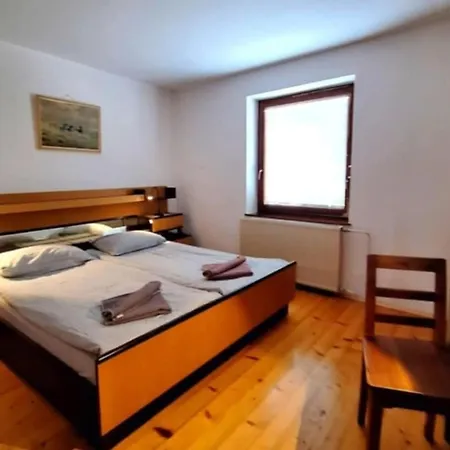 Pr' Hribar * Zgornje Gorje