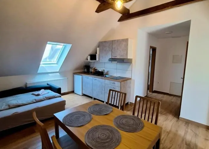 Pr' Hribar * Zgornje Gorje