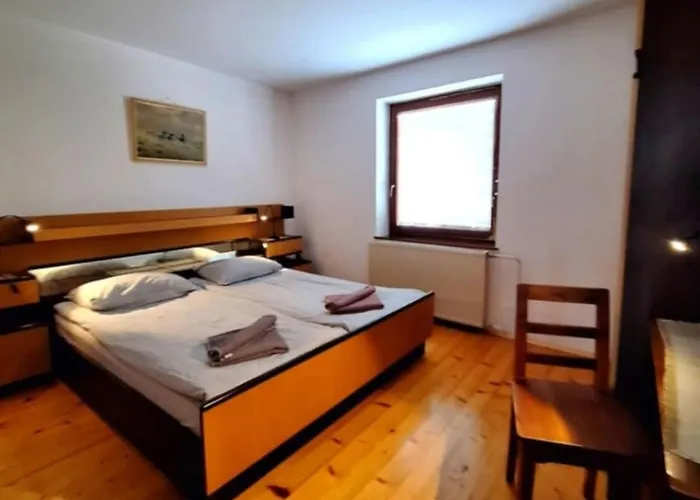 Pr' Hribar * Zgornje Gorje